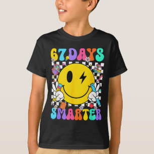 67 Days Of School Smile Face 67 Days Smarter Teach T-Shirt