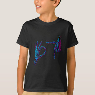 67 Meme Skeleton Hand 6 7 Halloween Six Seven Funn T-Shirt