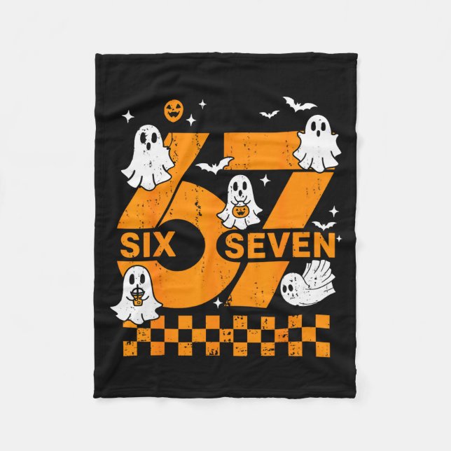 67 Six Seven Meme Fun 6 7 Couple Matching Hallowee Fleece Blanket (Front)
