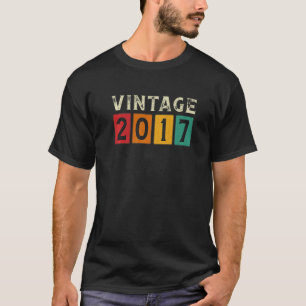 6 Years Old Vintage 2017 6th Birthday Men Women K T-Shirt