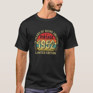 70 Years Of Being Awesome Vintage 1952 Retro 70Th T-Shirt