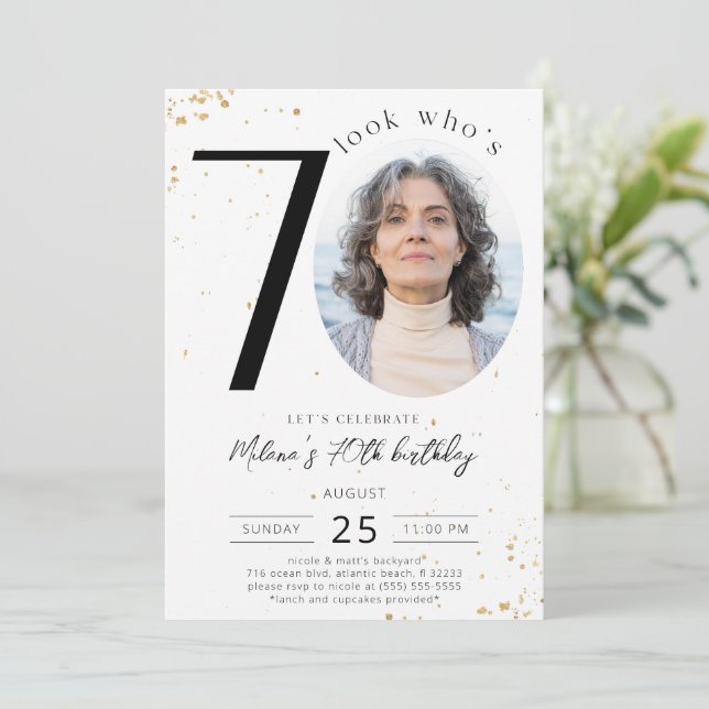 70e anniversaire Gold Invitation avec photo (Debout devant)