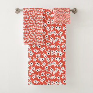 70s Floral in Red, Vintage Floral, Flowery Pattern Bath Towel Set