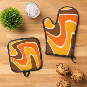 70s Retro Abstract Lava Oven Mitt and Pot Holders Oven Mitt & Pot Holder Set