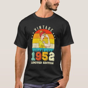 70th Birthday 1952  Vintage 70 Year Old Women T-Shirt