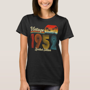 71 Year Old Vintage 1952 71th Birthday T-Shirt