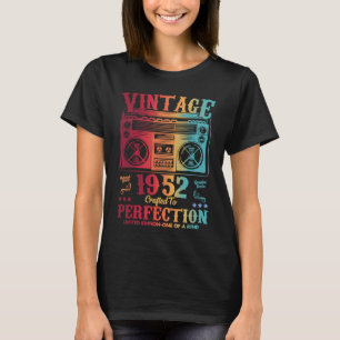 71st Years Old Birthday Vintage 1952 Women Men T-Shirt