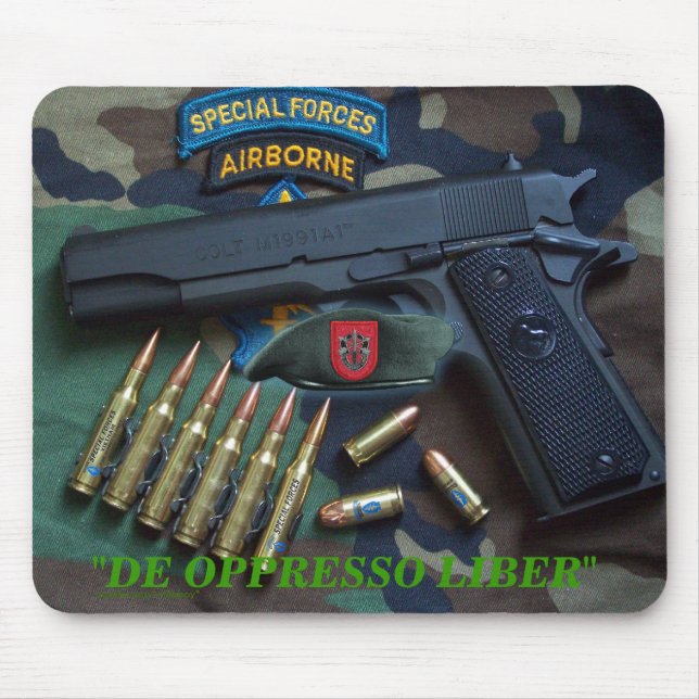 7th special forces fort Bragg veterans  Mousepad (Front)