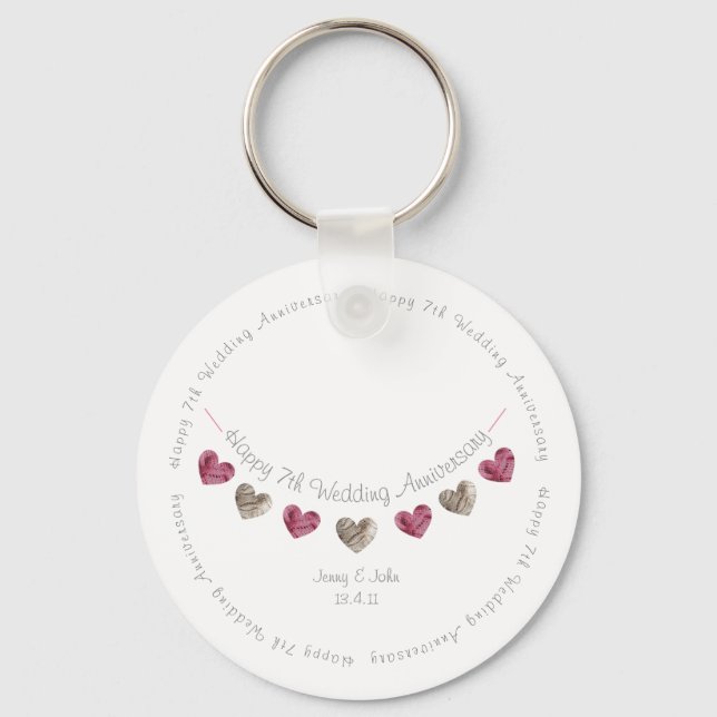 7th wedding anniversary wool heart bunting keychain (Front)