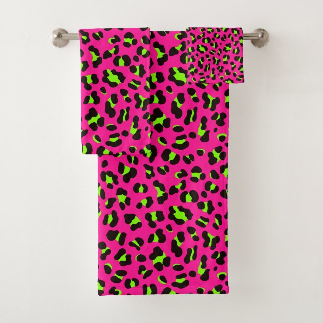 80s Neon Pink Fuchsia and Lime Green Leopard Bath Towel Set (Insitu)