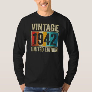 81 Year Old Gifts Born In 1942 Vintage 1942 81st B T-Shirt