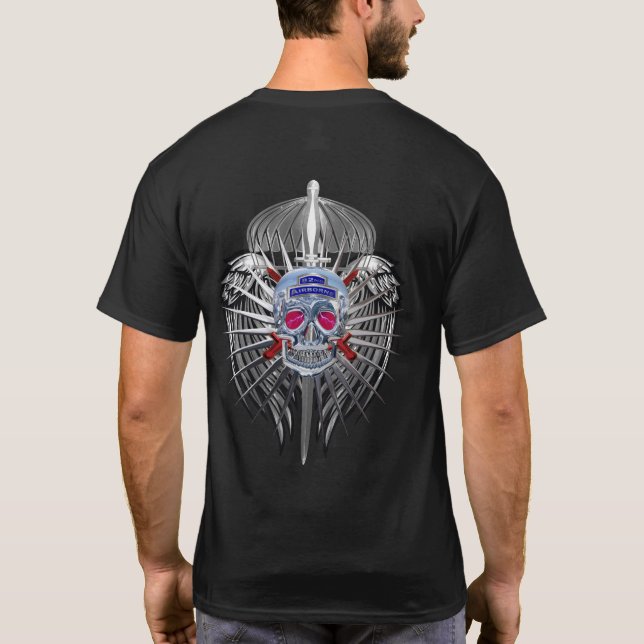82nd Airborne Silver Skull Metallic Wings T-Shirt (Back)