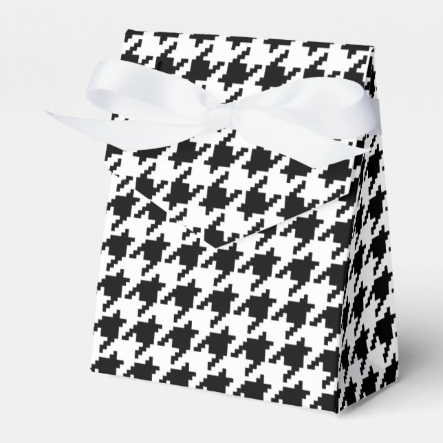 8 Bit Pixel Houndstooth Check Pattern Favor Box (Front Side)