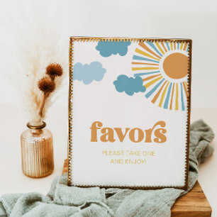 8x10 Sun Favours Sign