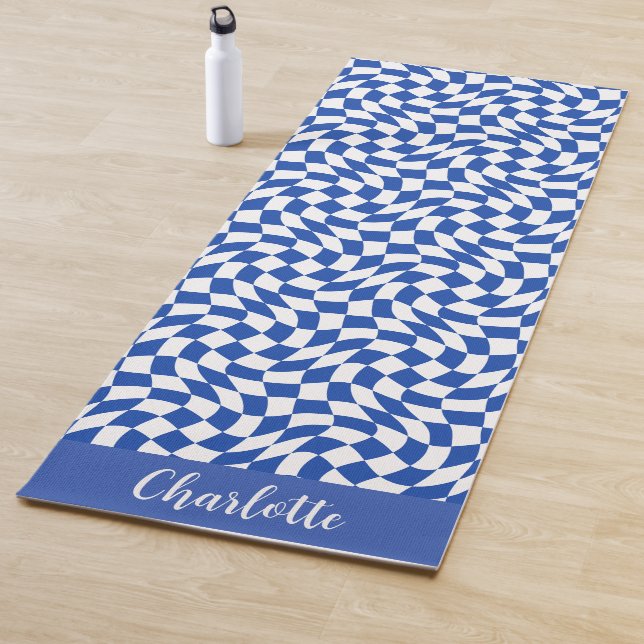 90's theme blue chequered name monogram yoga mat (In Situ)
