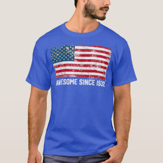 90th birthday, vintage usa , Awesome since 1932  T-Shirt