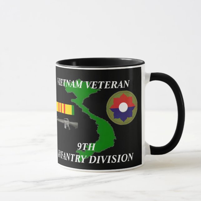 9ème Tasses de café de vétéran du Vietnam de (Droite)