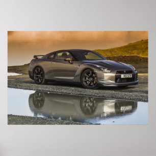 A beautiful image of a beautiful piece of motor en poster