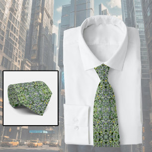 A Beautiful Leaf Pattern – Pure Nature Tie