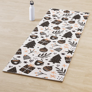 A Black and White Christmas Pattern Yoga Mat