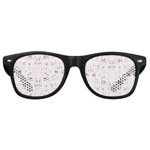  A classic black and white floral wallpaper featur Retro Sunglasses