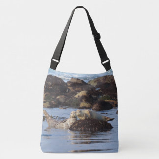 A couple of cute posing Harbour Seals Crossbody Bag