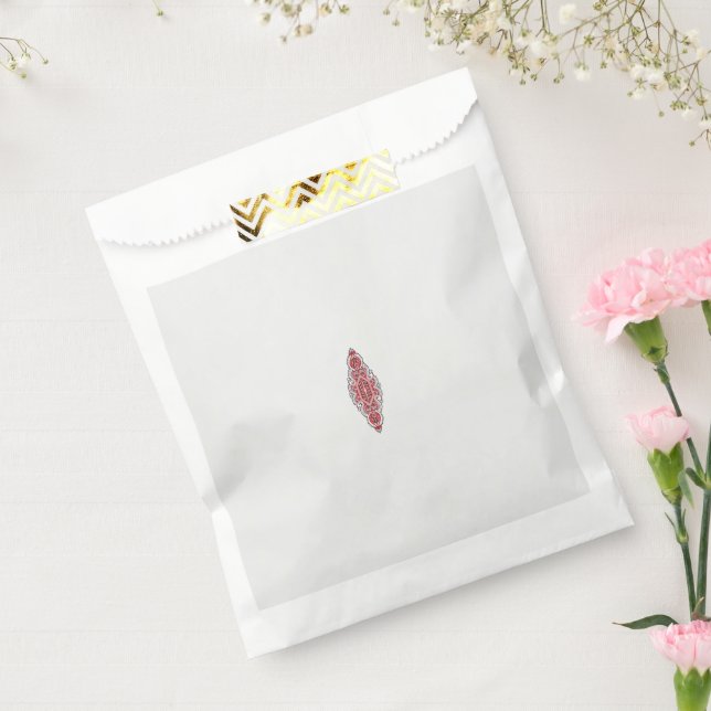a design of a red and white pattern favour bag (Sealed)