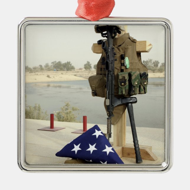 A fallen soldiers gear display metal ornament (Front)