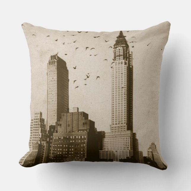 A flock of birds flying throw pillow (Front)