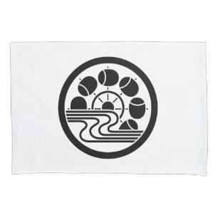 A Hammer-Wheel With Water Pillowcase