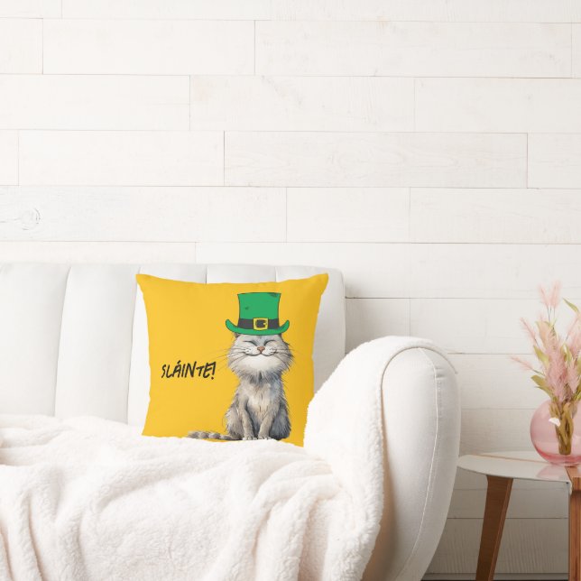 A happy Irish Cat Throw Pillow (Couch)