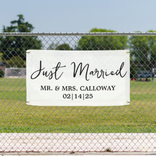 A Little Retro Just Married Car Banner