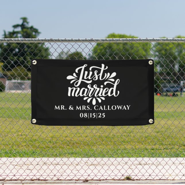 A Little Retro Just Married Car Banner (Insitu)