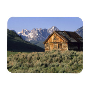 A log cabin and the Sawtooth Mountains in Magnet