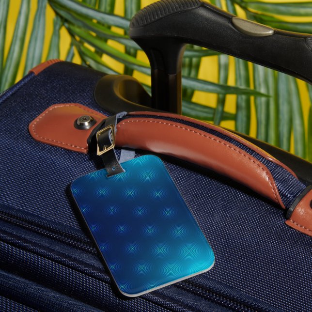 A luggage tag with a blue gradient design (Front Insitu 1)