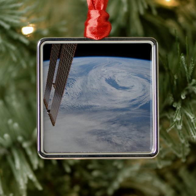 A Mid-Atlantic Low Pressure System. Metal Ornament (Tree)