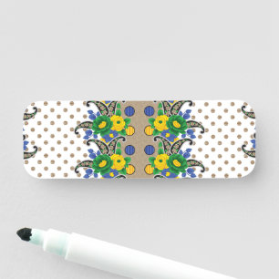 a picture of a pattern that looks like a peacock name tag