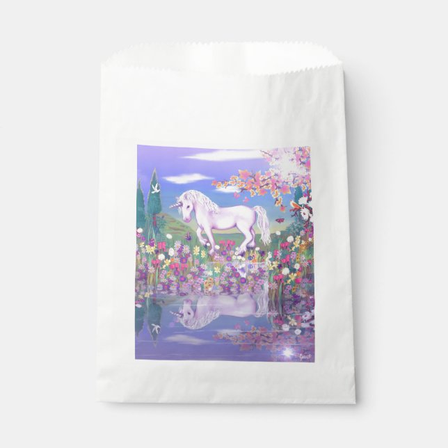 A purple paradise favour bag (Front)