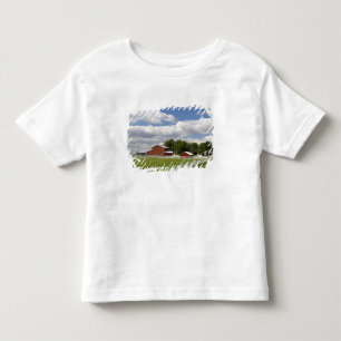 A red barn and farm at Pamona, Kansas. Toddler T-shirt