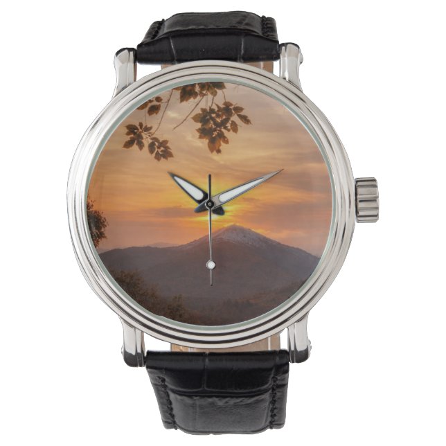 A refined clock watch (Front)