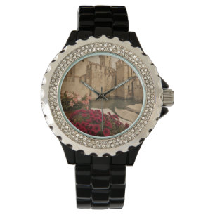 A refined clock watch