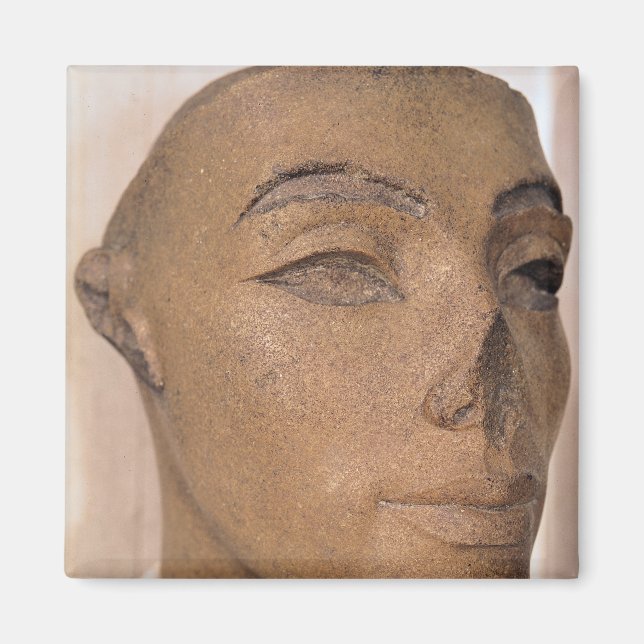 A royal head, possibly of Nefertiti, from Magnet (Front)