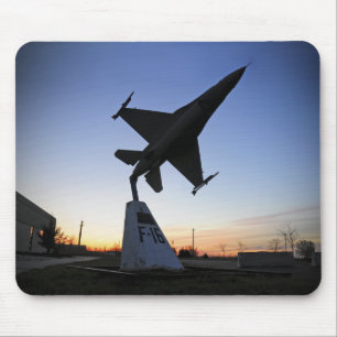 A scale model of an F-16 C Fighting Falcon Mouse Pad