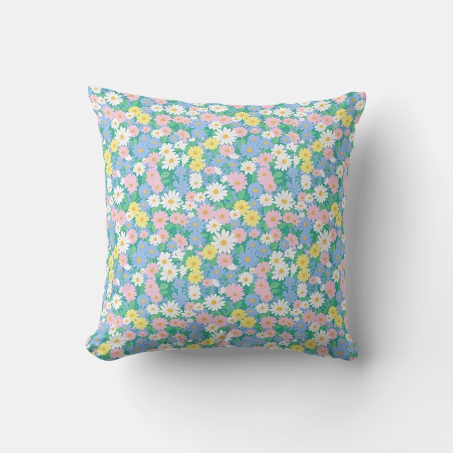  A seamless pattern of colourful daisies in pastel Throw Pillow (Front)