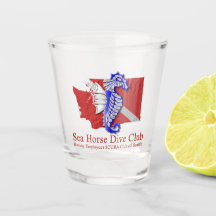 Logo du club de plongée SeaHorse en verre de tir