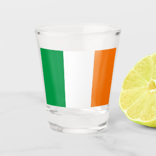 A Shot Verre photographié patriotique avec drapeau d'Irla