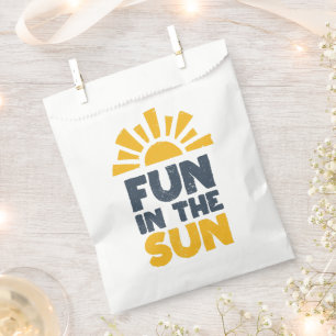 A sign that says fun on the sun favour bag