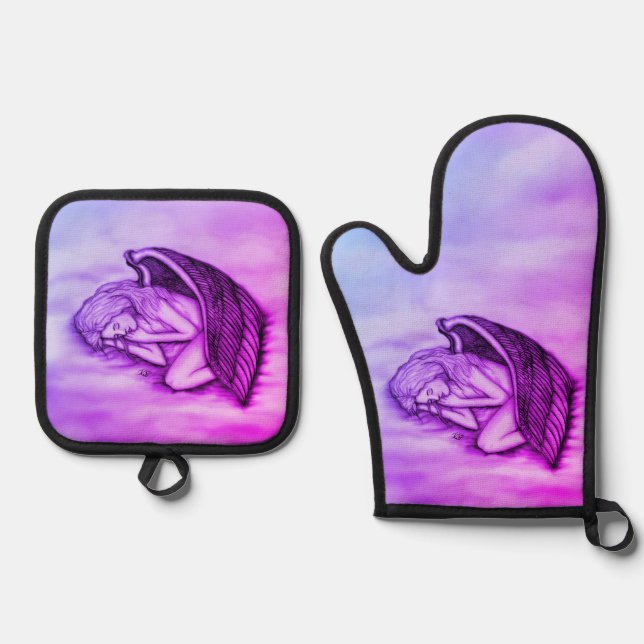 A sleeping Angel on the heavens clouds Oven Mitt & Pot Holder Set (Front)