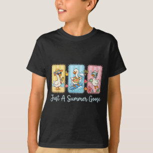 A summer goose funny beach vacation summer break T-Shirt