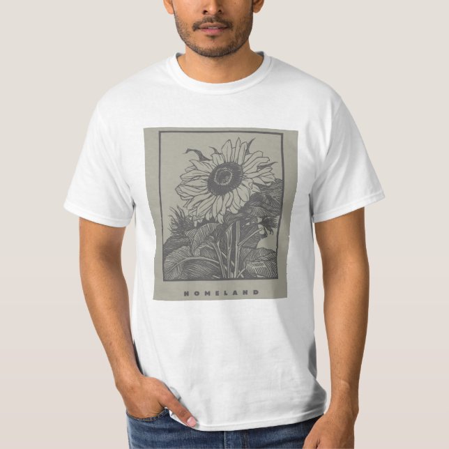 A T-shirt for travel lovers (Front)